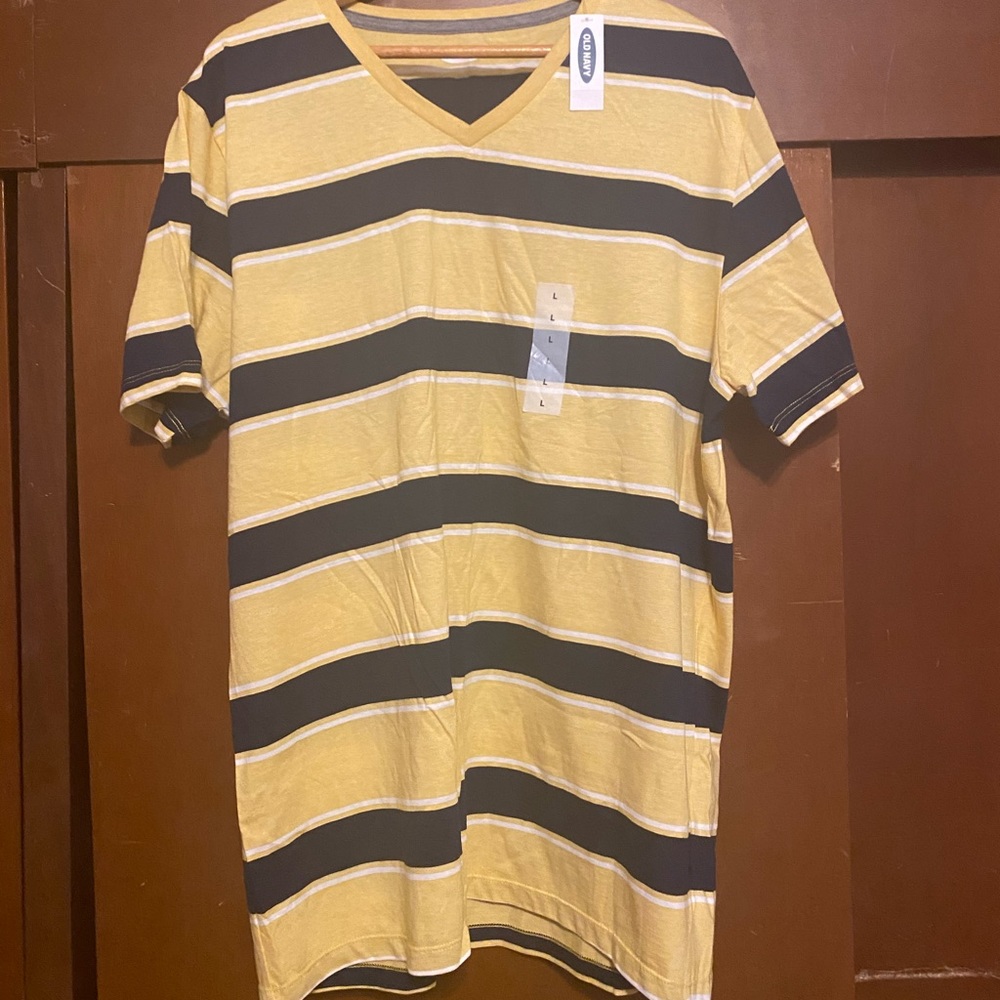 Old navy V neck